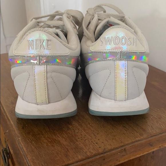 Limited Edition Nike x J. Crew collaboration - Picture 3 of 7